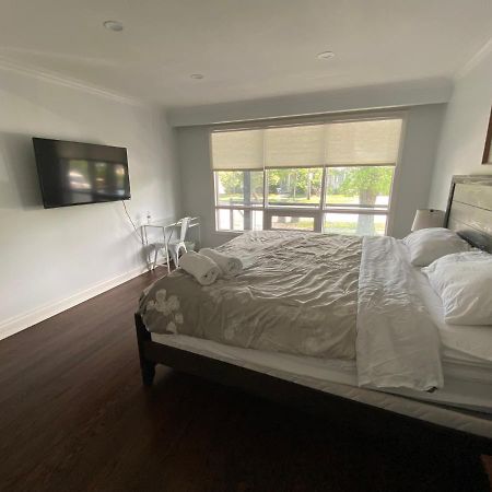 Yonge And Finch Subway !L Spacious & Bright Private Bedroom With Shared Amenties Toronto Exteriér fotografie