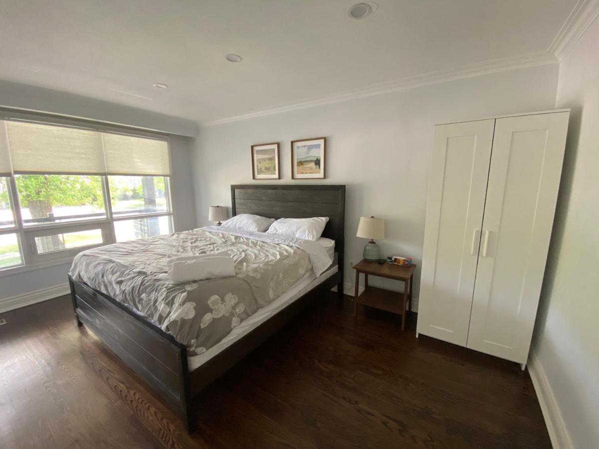 Yonge And Finch Subway !L Spacious & Bright Private Bedroom With Shared Amenties Toronto Exteriér fotografie
